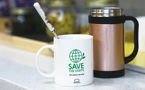 Personalised Travel Mugs - What Is A Travel Mug and How to Choose Best for Drinking?