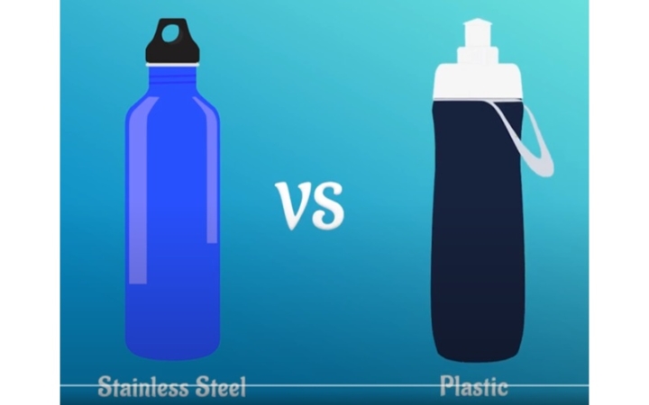 زجاجات المياه القابلة لإعادة الاستخدام مقابل البلاستيك
