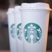 ¿Son reciclables los vasos de Starbucks?